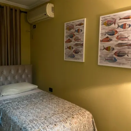 Xhomlliku Apartment, Xhamllik * Tirana