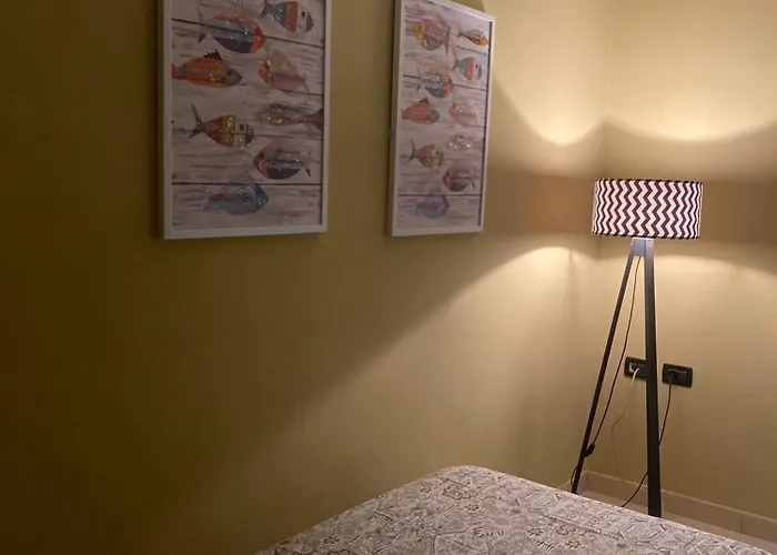Cozy Near Center, Xhamlliku Apartment Tirana
